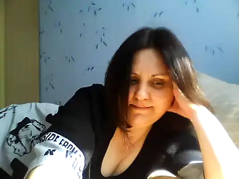 LockyCharm111 online show from 8, 4, 2026