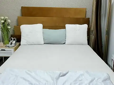 KattyBlairx online show from 4, 4, 2026