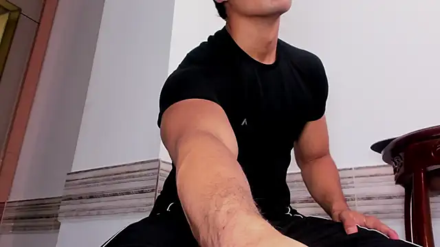 Maik Mejia online show from 23, 2, 2026