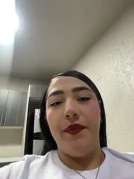 Hannah-Prada online show from 1, 5, 2026