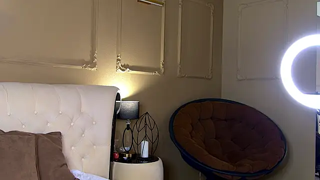 YourSweetArya online show from 31, 3, 2026