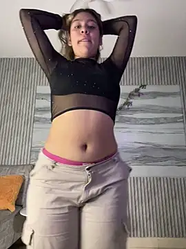 Snapshot of Sophie19__ chatting on 11, 6, 2026 Sophie19 online show from 11, 6, 2026