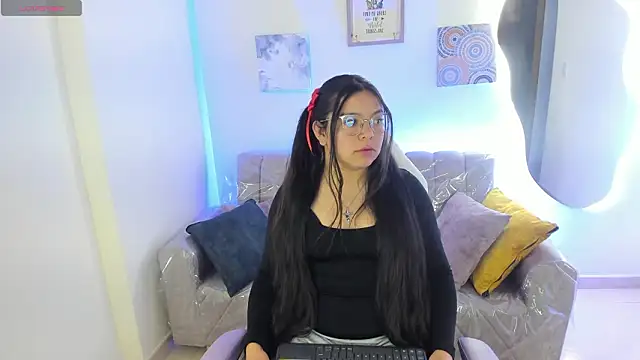 Afrodita rouss online show from 18, 2, 2026