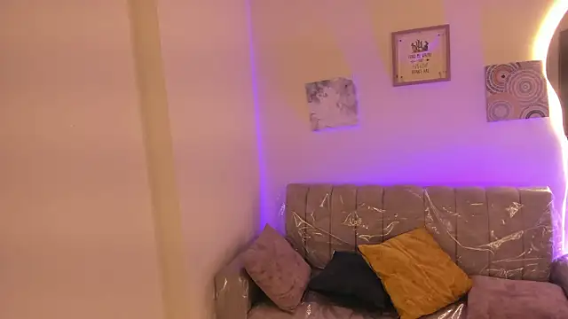 Afrodita rouss online show from 14, 2, 2026