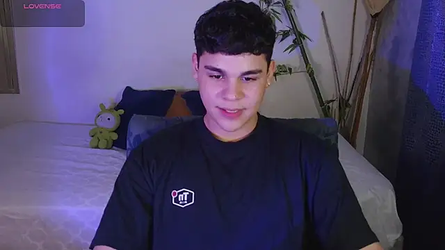 eithan jonnes online show from 20, 2, 2026