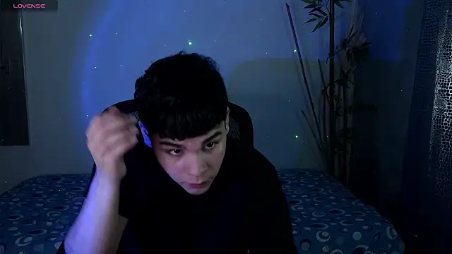 eithan jonnes online show from 24, 2, 2026