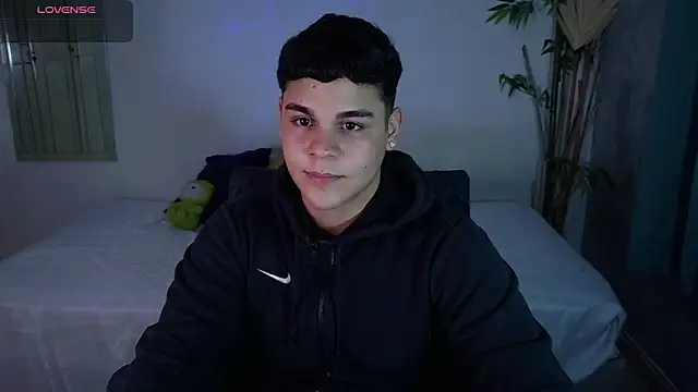 eithan jonnes online show from 10, 2, 2026