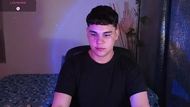 eithan jonnes online show from 1, 3, 2026