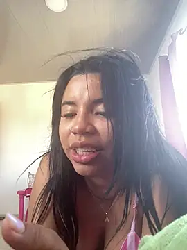 Snapshot of Lucy_strong1 chatting on 1, 3, 2026 Lucy strong1 online show from 1, 3, 2026