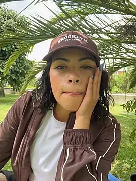 sara-jules online show from 22, 4, 2026