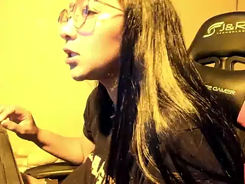 QueenNyxx online show from 4, 3, 2026