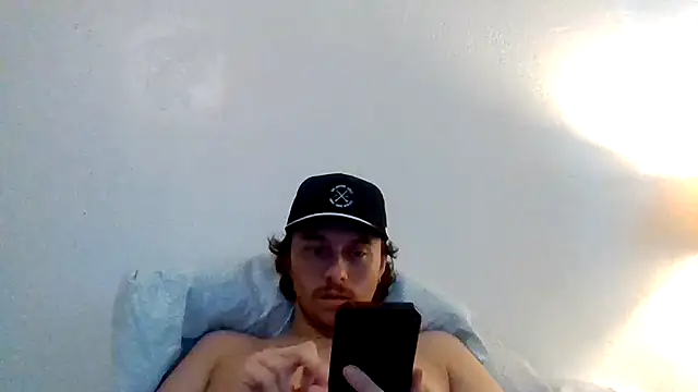 Tallhungandcloudy online show from 23, 2, 2026