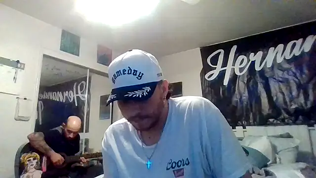 Tallhungandcloudy online show from 17, 3, 2026