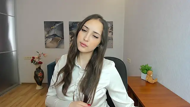 Effy Royse online show from 26, 6, 2026