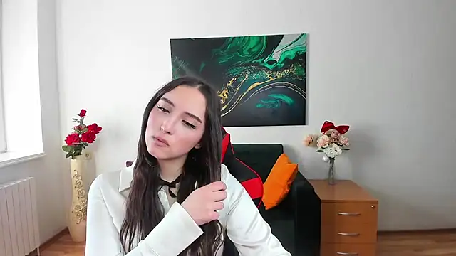 Effy Royse online show from 10, 2, 2026