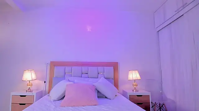 Bunny Blush1 online show from 18, 2, 2026