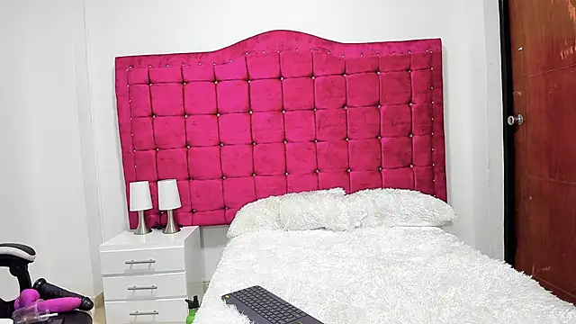 valery slim18 online show from 28, 4, 2026