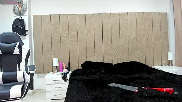 valery slim18 online show from 8, 3, 2026