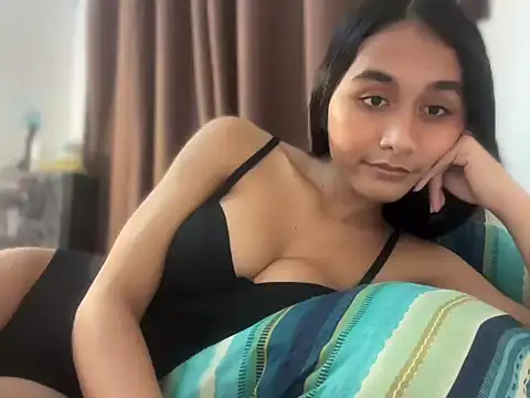 Ur ts morenaxx online show from 5, 6, 2026