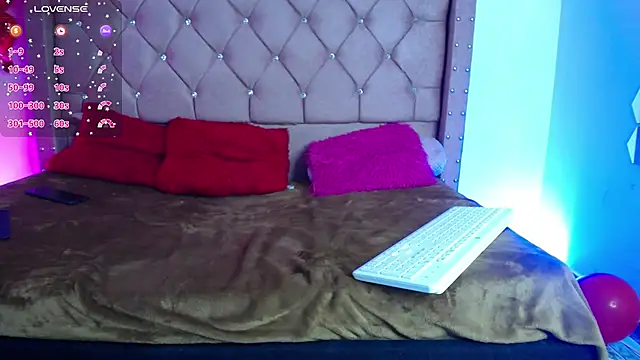 Snapshot of nat_evans8 chatting on 21, 5, 2026 nat evans8 online show from 21, 5, 2026