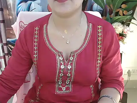 Snapshot of _chitranshi chatting on 4, 5, 2026 chitranshi online show from 4, 5, 2026