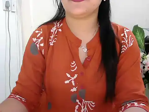 Snapshot of _chitranshi chatting on 16, 6, 2026 chitranshi online show from 16, 6, 2026