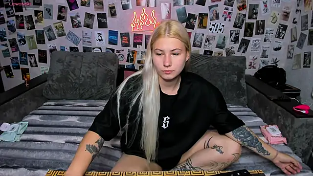 Snapshot of x_Ulya1cutex chatting on 28, 6, 2026 x Ulya1cutex online show from 28, 6, 2026