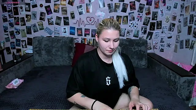 Snapshot of x_Ulya1cutex chatting on 9, 5, 2026 x Ulya1cutex online show from 9, 5, 2026