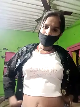 Nenshi sexy online show from 8, 3, 2026