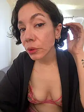 JeanneDuval8888 online show from 2, 4, 2026