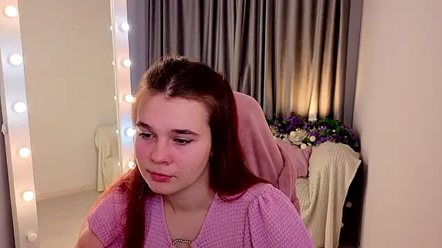 Snapshot of Monaswetty chatting on 25, 3, 2026 Monaswetty online show from 25, 3, 2026