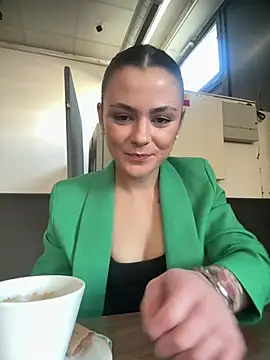 alwayshornyvivi online show from 5, 3, 2026