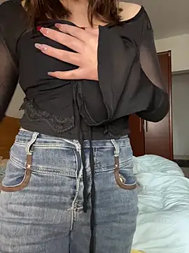 Xiaoyi-21 online show from 11, 2, 2026