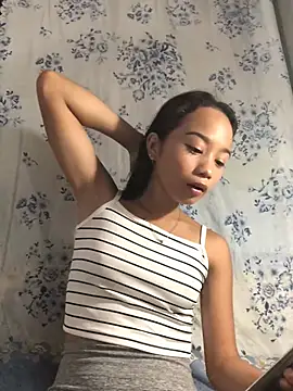 Asianpinay Skinny1818 online show from 2, 6, 2026