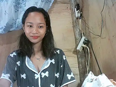 Asianpinay Skinny1818 online show from 22, 2, 2026