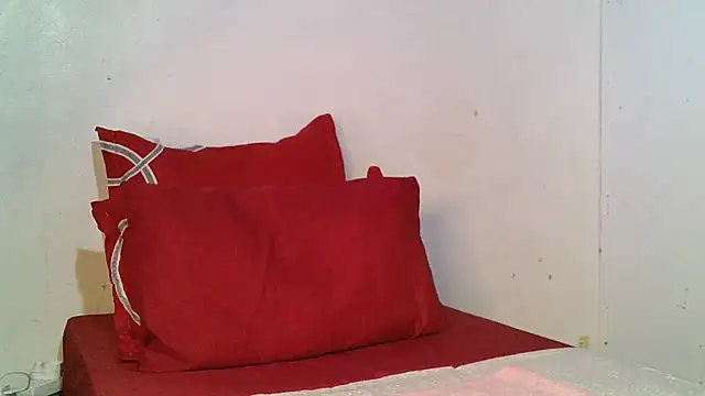 Snapshot of Mabelle_Eveline chatting on 4, 6, 2026 Mabelle Eveline online show from 4, 6, 2026