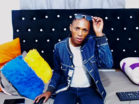 NtandoXx online show from 7, 4, 2026