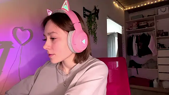 SlunkRear online show from 8, 3, 2026