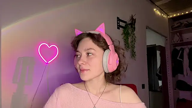 SlunkRear online show from 12, 4, 2026