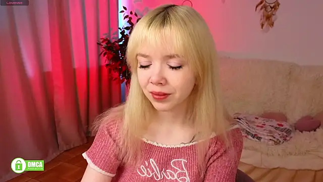 Rochelle kitty online show from 4, 4, 2026