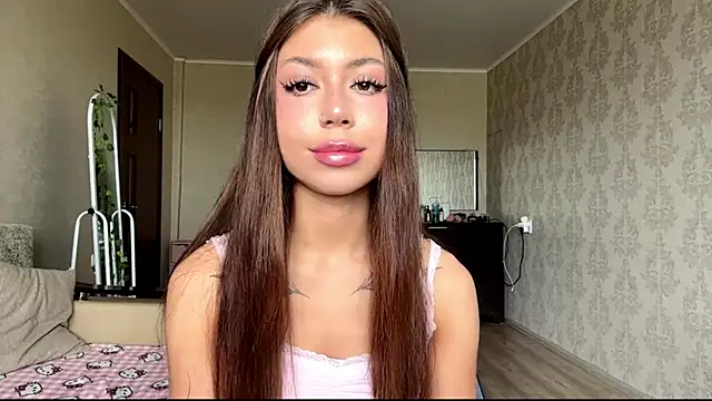 Snapshot of You_Club_Winx chatting on 4, 6, 2026 You Club Winx online show from 4, 6, 2026