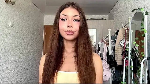 Snapshot of You_Club_Winx chatting on 20, 7, 2026 You Club Winx online show from 20, 7, 2026