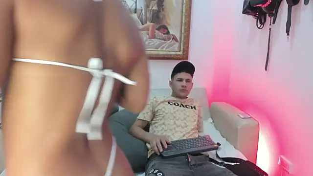 NaughtyVibes OS online show from 18, 6, 2026