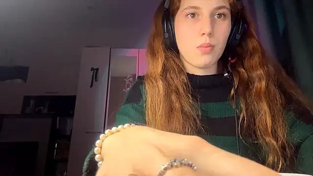 AliceCarrol online show from 6, 3, 2026