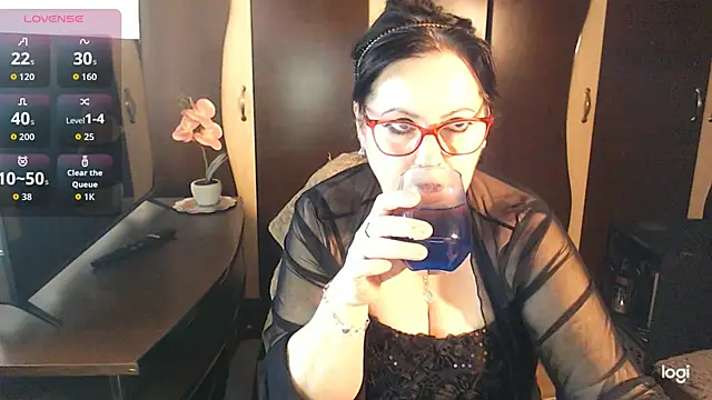 Snapshot of exiMIlf chatting on 3, 5, 2026 exiMIlf online show from 3, 5, 2026