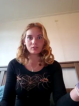 sweetsophie69 online show from 24, 4, 2026