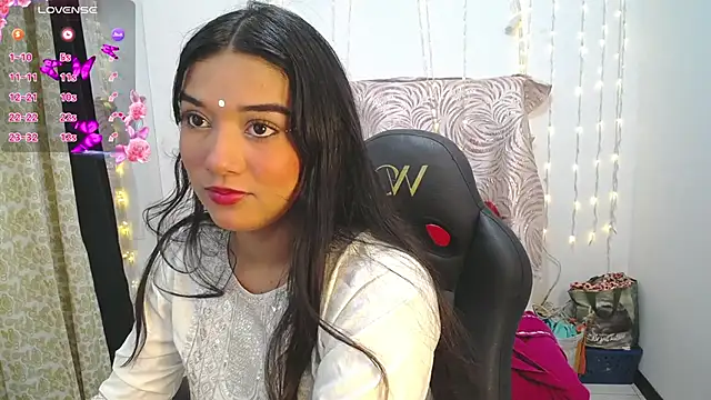 Snapshot of Sita_Nair chatting on 23, 5, 2026 Sita Nair online show from 23, 5, 2026