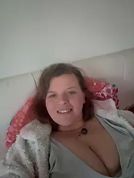 Snapshot of Laura-Loveyou chatting on 13, 3, 2026 Laura-Loveyou online show from 13, 3, 2026