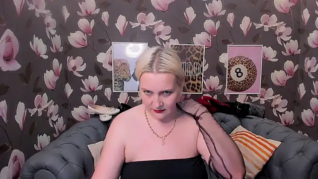 Victoria Notti online show from 15, 4, 2026