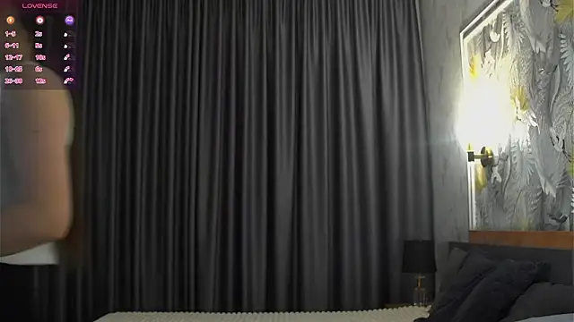 MarenCalarco online show from 6, 3, 2026